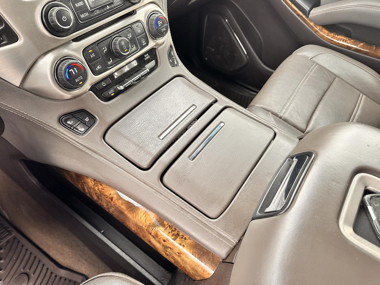 GMC Yukon Denali 4WD 2015
