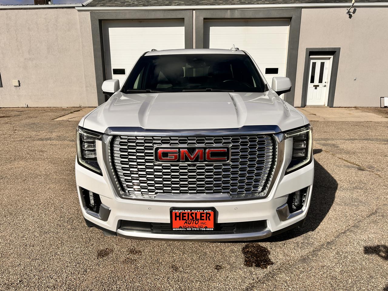 GMC Yukon Denali 4WD 2023