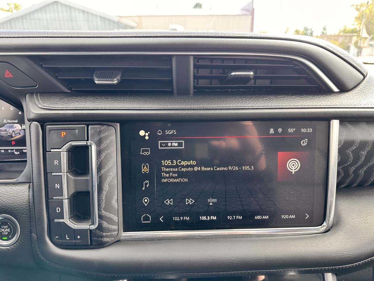 GMC Yukon Denali 4WD 2023