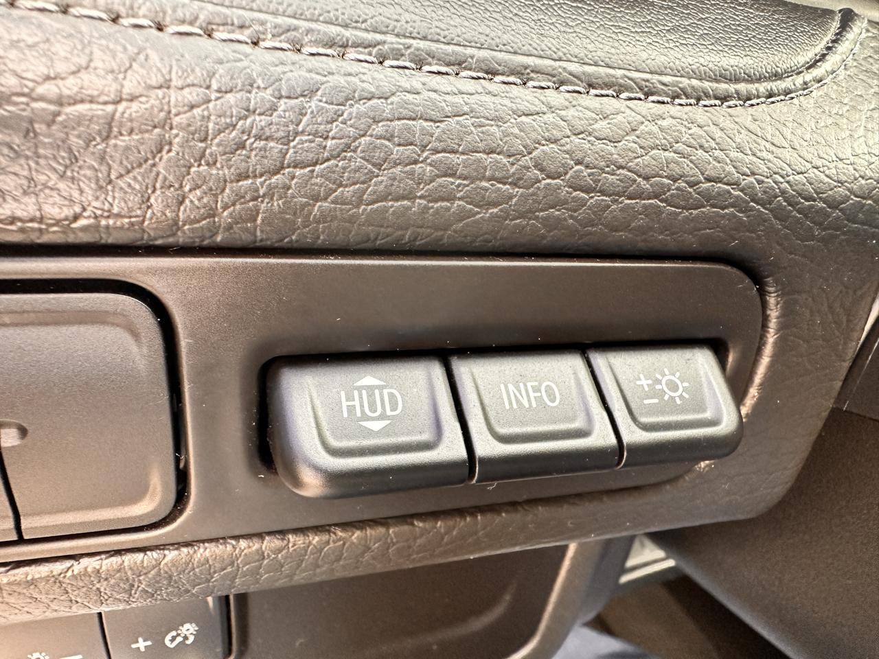 GMC Yukon Denali 4WD 2023