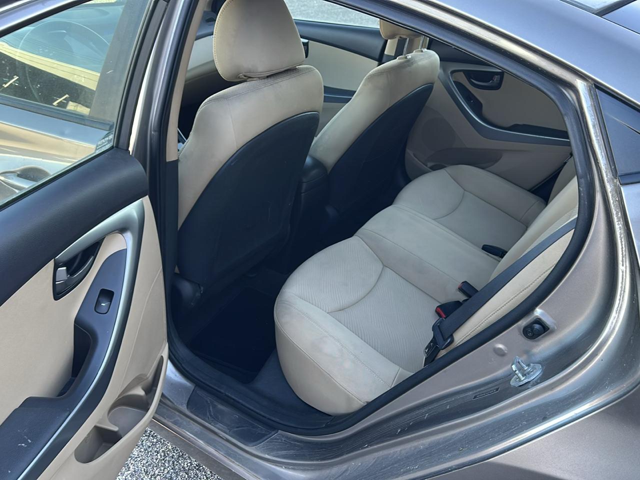 Hyundai Elantra Limited 2013