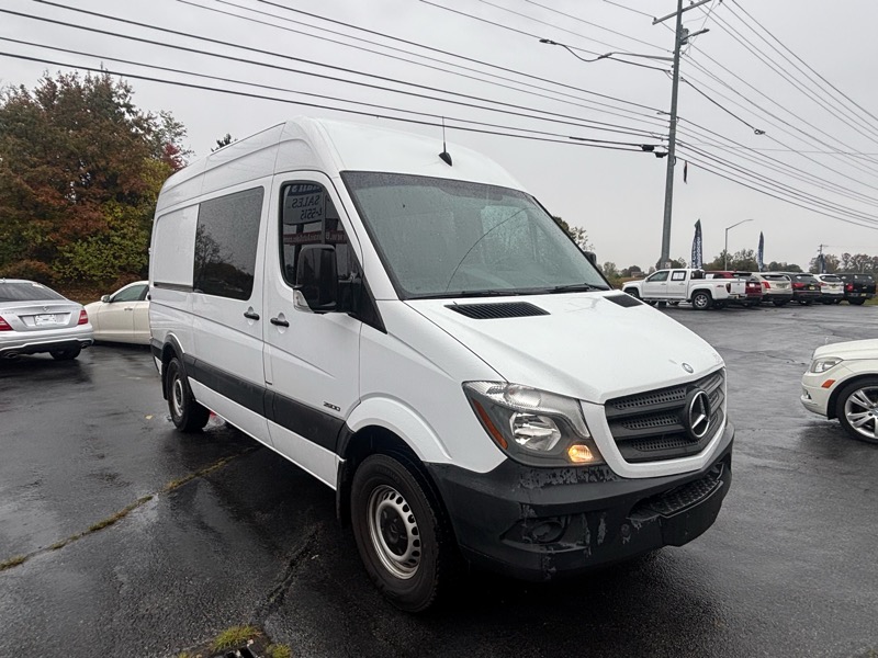 Mercedes-Benz Sprinter 2500 144-in. WB 2016 Mercedes-Benz Sprinter 2500 144-in. WB 2016