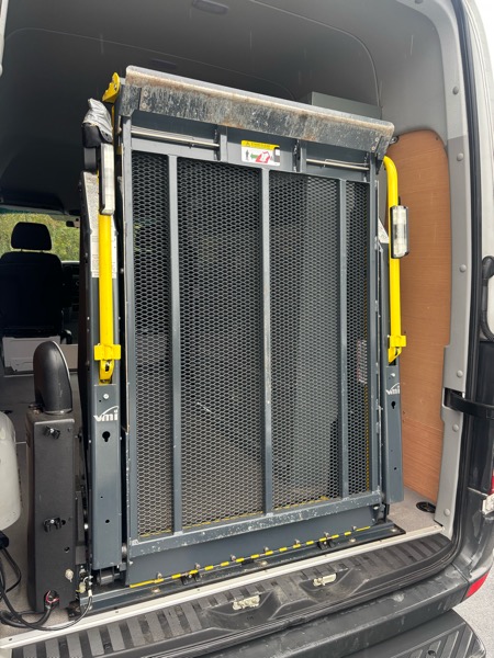 Mercedes-Benz Sprinter 2500 144-in. WB 2016 Mercedes-Benz Sprinter 2500 144-in. WB 2016