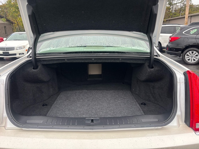 Cadillac DTS Luxury 2010 Cadillac DTS Luxury 2010