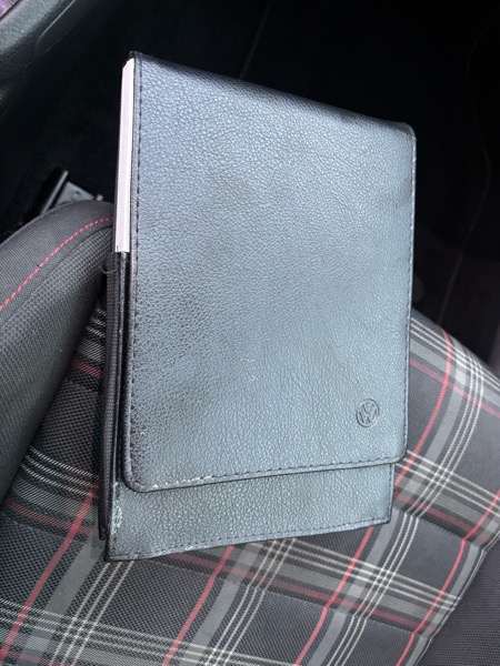 Volkswagen Golf GTI S 6M 4-Door 2017 Volkswagen Golf GTI S 6M 4-Door 2017