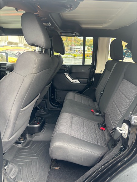 Jeep Wrangler Unlimited Rubicon 4WD 2011 Jeep Wrangler Unlimited Rubicon 4WD 2011