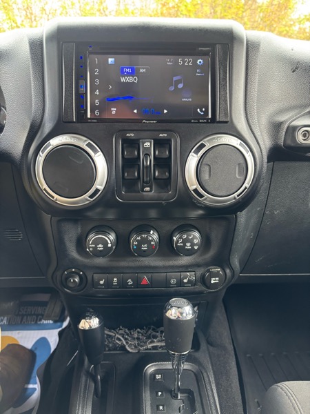 Jeep Wrangler Unlimited Rubicon 4WD 2011 Jeep Wrangler Unlimited Rubicon 4WD 2011