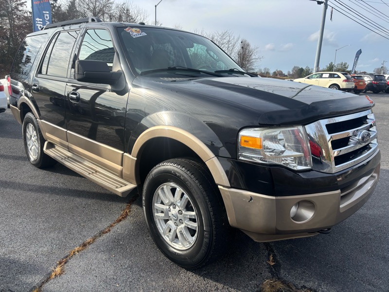 2013 Ford Expedition XLT photo 2