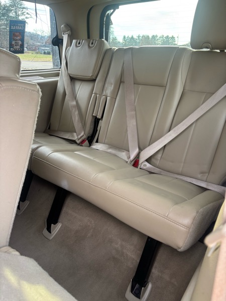 Ford Expedition XLT 4WD 2013