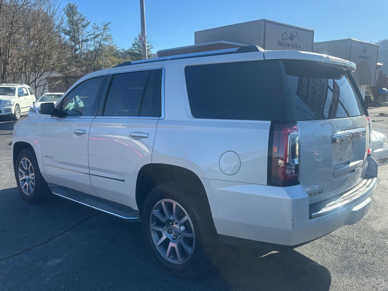 GMC Yukon Denali 4WD 2015