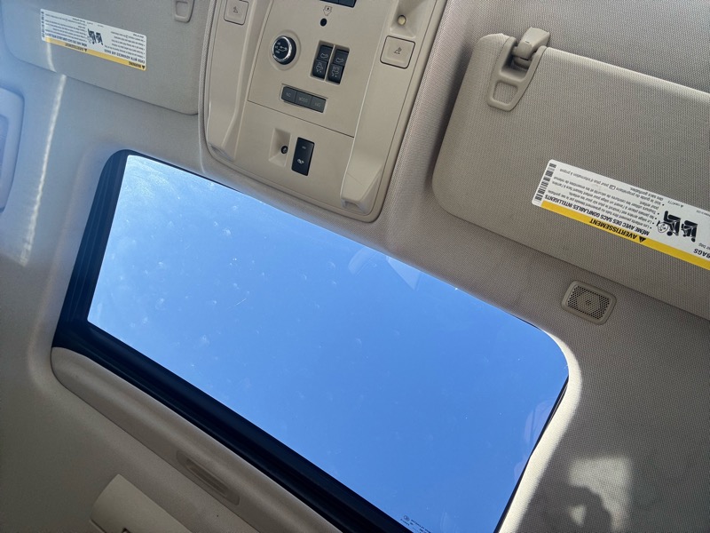 GMC Yukon Denali 4WD 2015