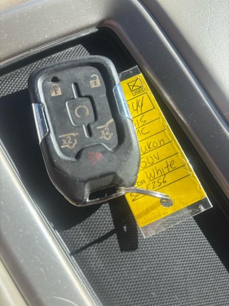 GMC Yukon Denali 4WD 2015