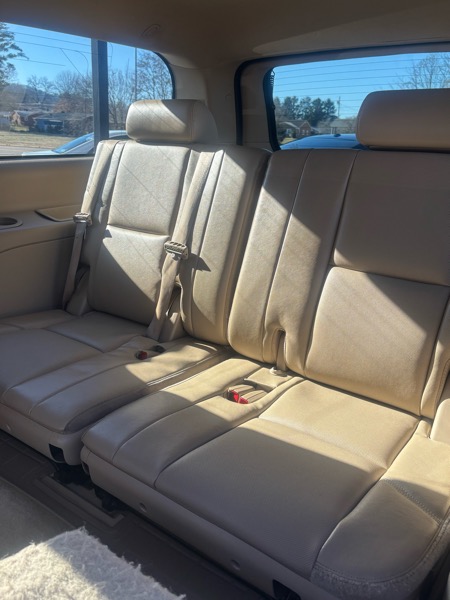 GMC Yukon XL SLT-1 1/2 Ton 2WD 2012