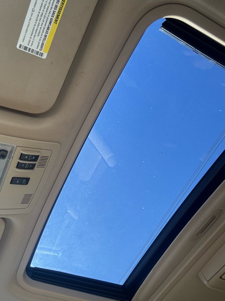 GMC Yukon XL SLT-1 1/2 Ton 2WD 2012