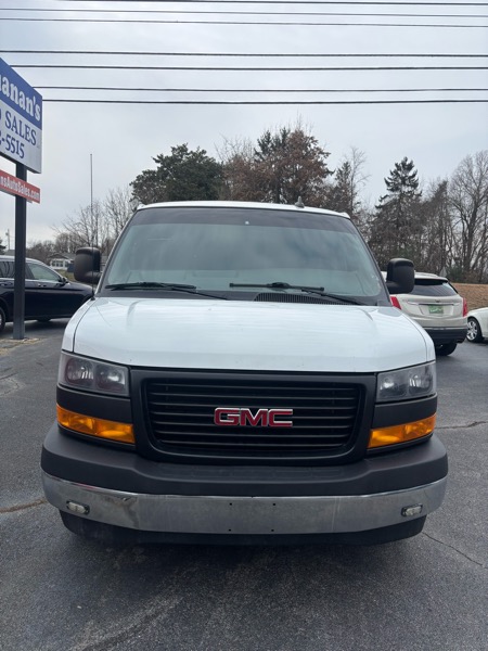 GMC Savana G3500 Cargo 2018