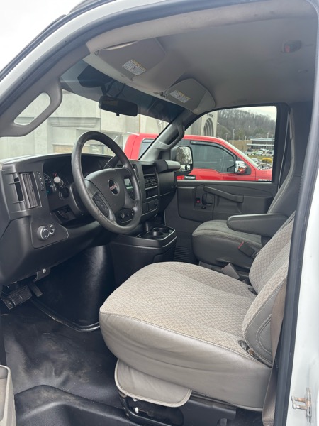 GMC Savana G3500 Cargo 2018