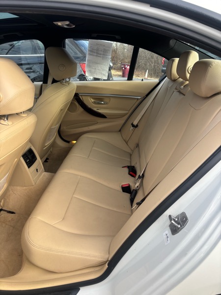 BMW 3-Series 328i Sedan 2016