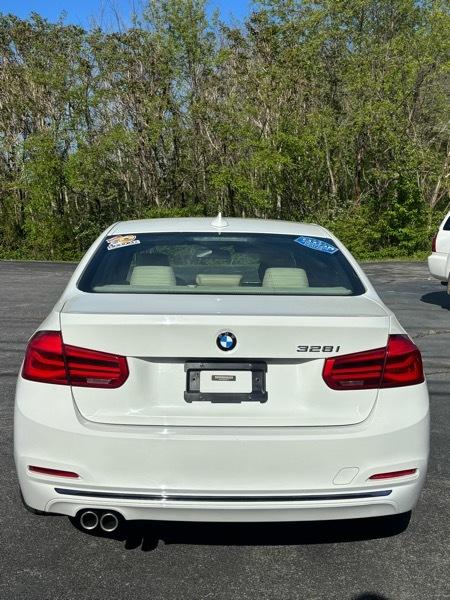BMW 3-Series 328i Sedan 2016