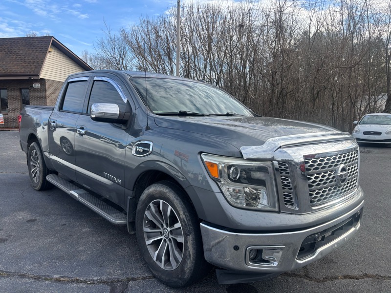 2017 Nissan Titan SV Crew Cab 2WD