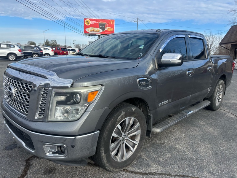 Nissan Titan SV Crew Cab 2WD 2017