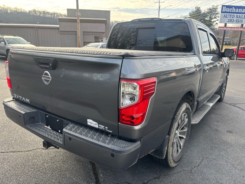 Nissan Titan SV Crew Cab 2WD 2017