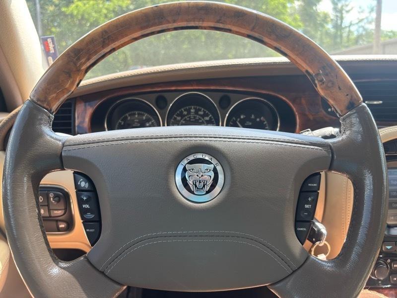 Jaguar XJ-Series Vanden Plas 2008