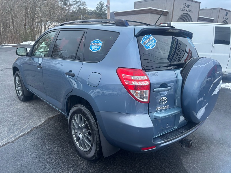 Toyota RAV4 Base I4 4WD 2012