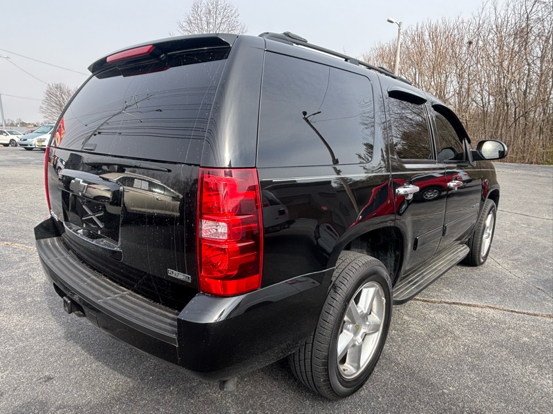 Chevrolet Tahoe LS 4WD 2012