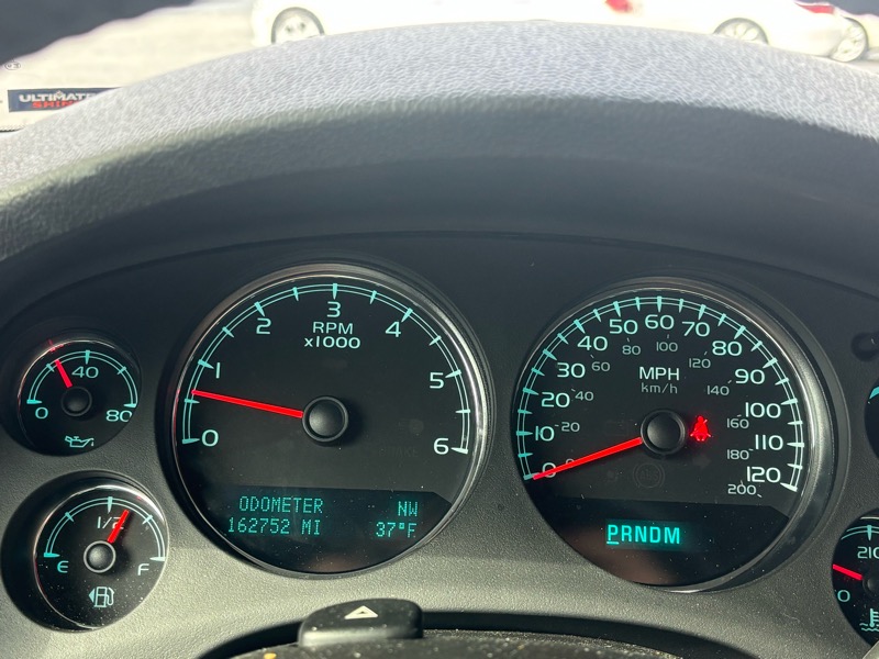 Chevrolet Tahoe LS 4WD 2012