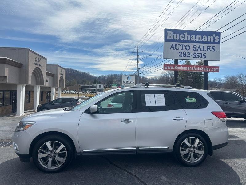 Nissan Pathfinder Platinum 4D SUV 4WD 2013
