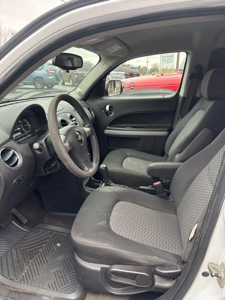 Chevrolet HHR LS Panel 2010
