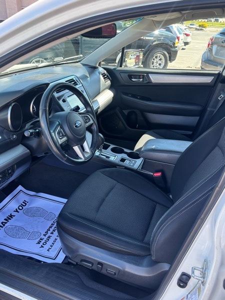 Subaru Outback 2.5i Premium 2015