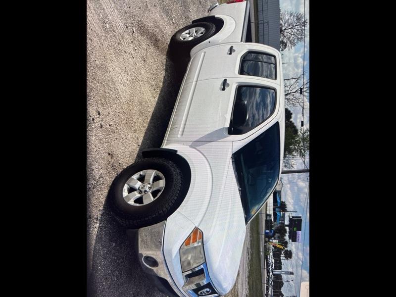 2010 Nissan Frontier LE Crew Cab 4WD