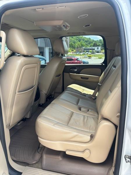 Chevrolet Suburban LT 1500 2WD 2014