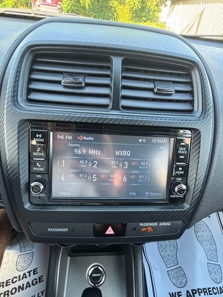 Mitsubishi Outlander Sport 2.0 ES 4WD CVT 2020