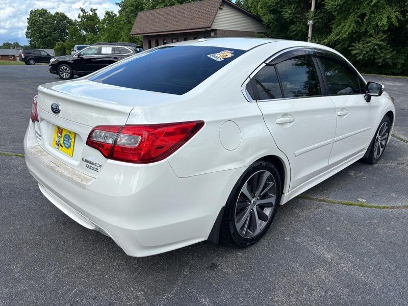 Subaru Legacy 2.5i Limited 2015