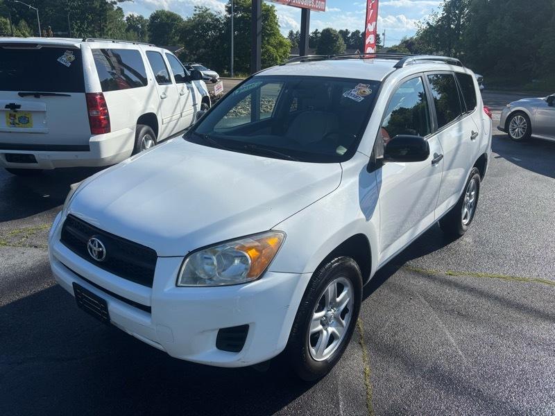 Toyota RAV4 Base I4 4WD 2010