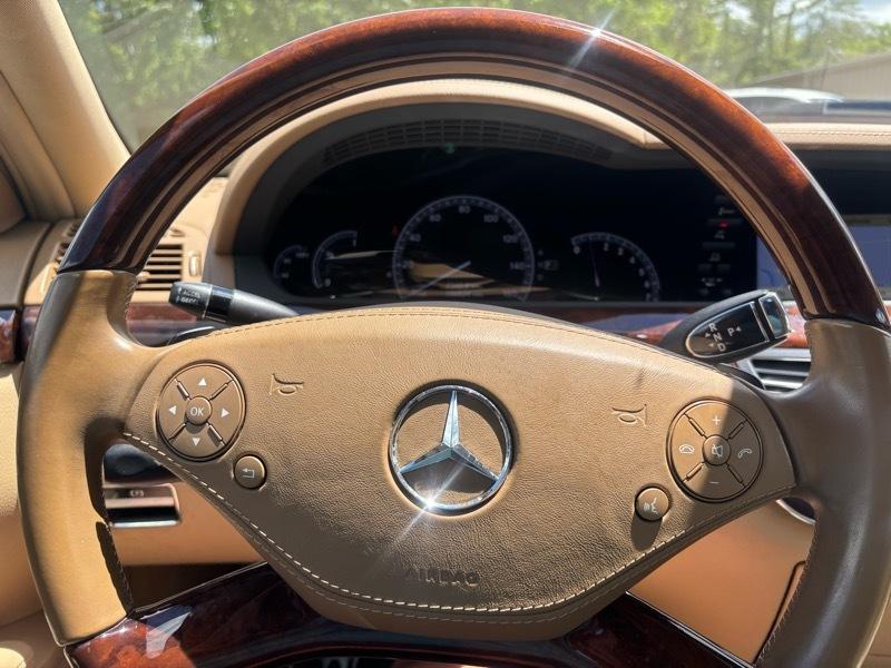 Mercedes-Benz S-Class S550 2010