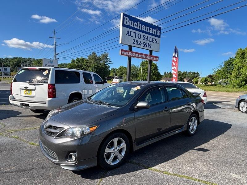 Toyota Corolla S 4-Speed AT 2013
