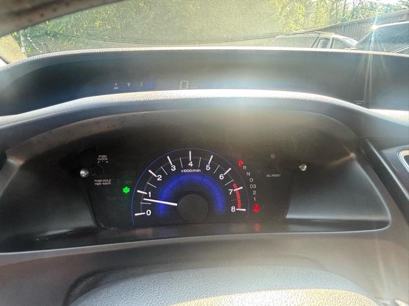 Honda Civic LX Sedan 5-Speed AT 2013