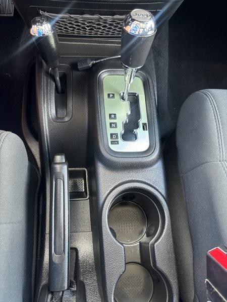 Jeep Wrangler Sport 4WD 2012