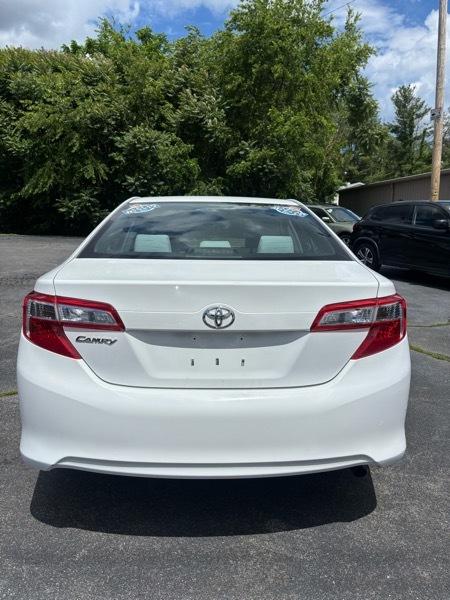 Toyota Camry L 2012