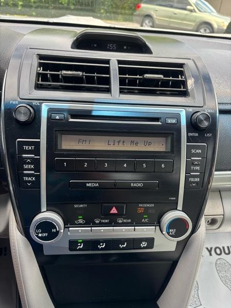 Toyota Camry L 2012