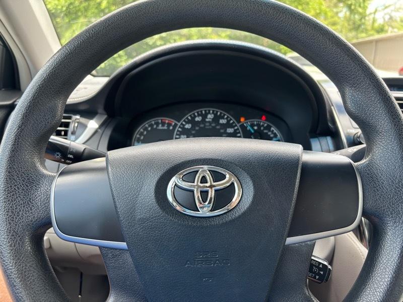 Toyota Camry L 2012