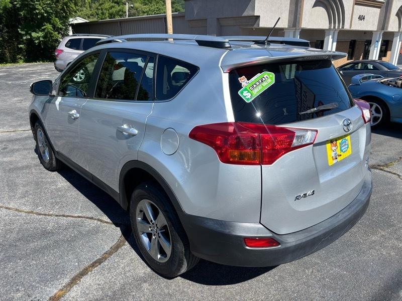 Toyota RAV4 XLE AWD 2015