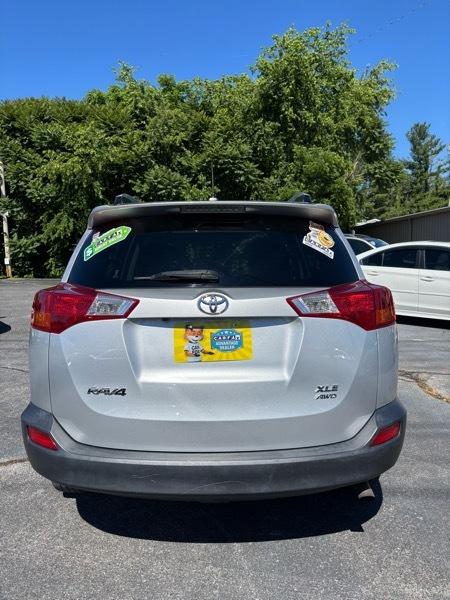 Toyota RAV4 XLE AWD 2015