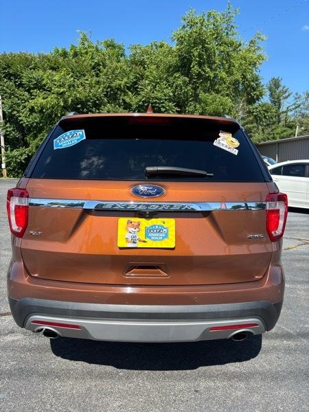 Ford Explorer XLT 4WD 2017