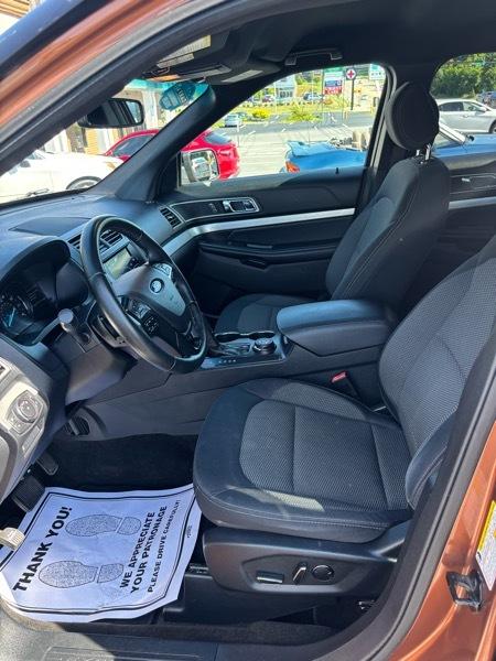 Ford Explorer XLT 4WD 2017