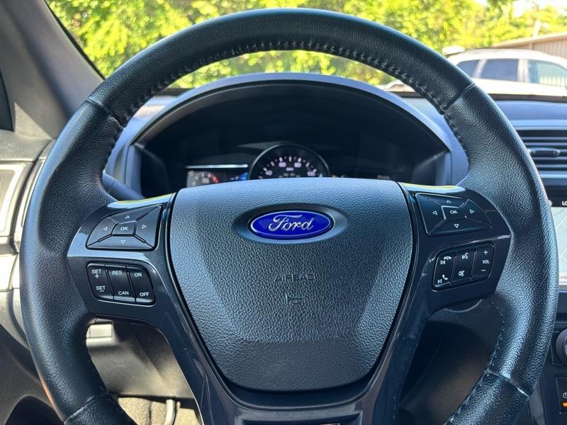 Ford Explorer XLT 4WD 2017