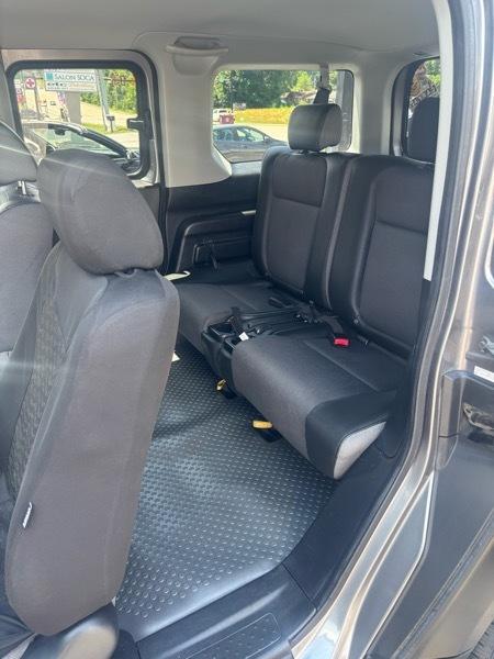 Honda Element EX 2WD 4-spd AT 2005
